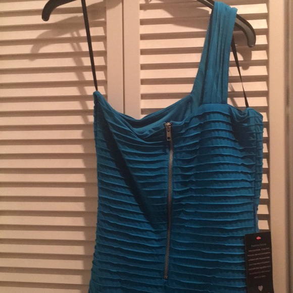 Brand New BeBe dress-turquoise blue - green - Picture 4 of 8